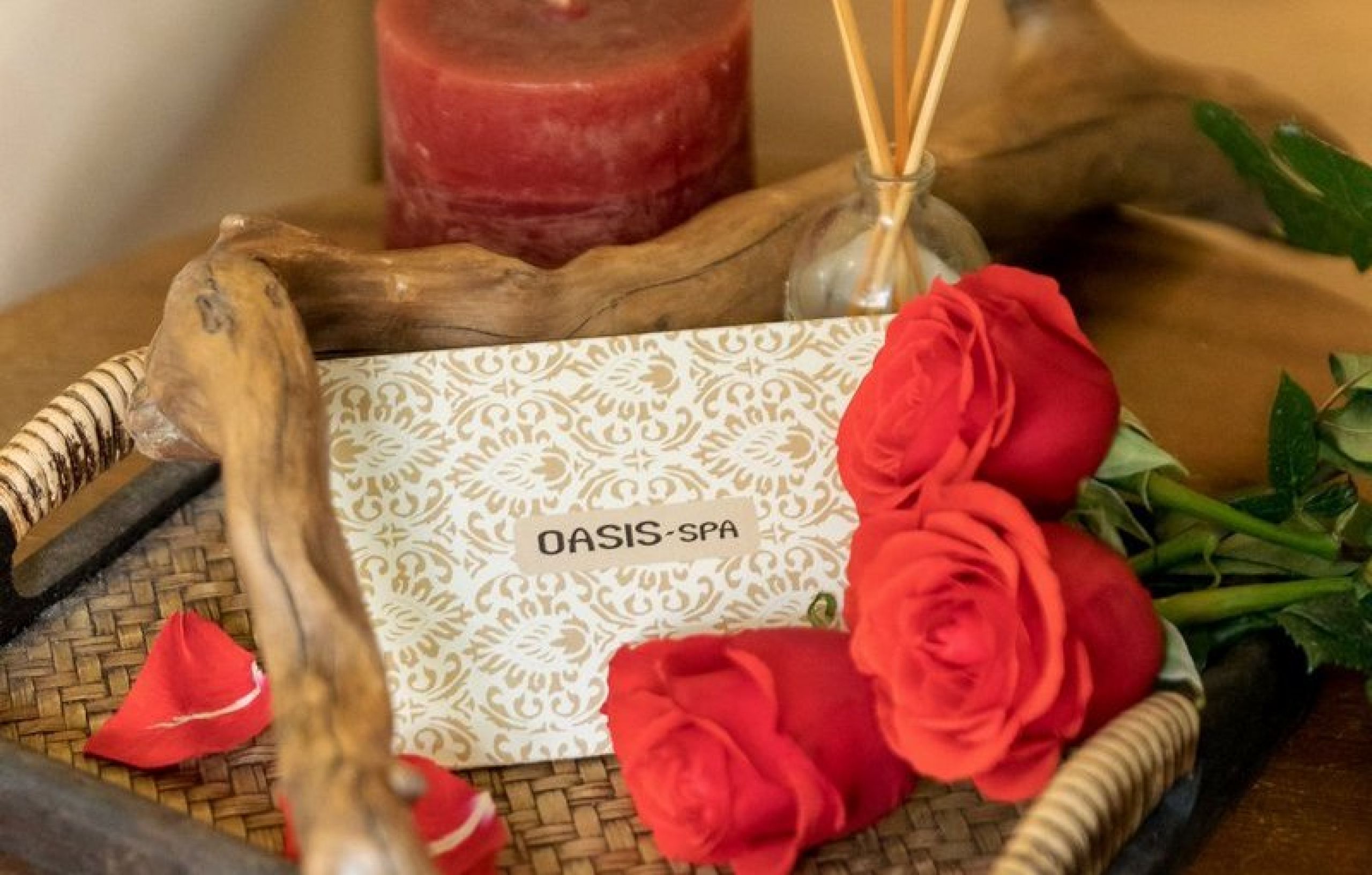 Подарочные сертификаты к 8 марта купить в Москве